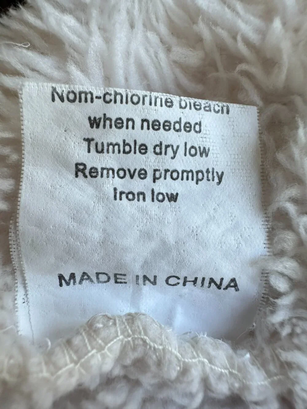 Women’s M Fluffy Fleece Pajama Set Ivory White Plush 2 Piece Loungewear